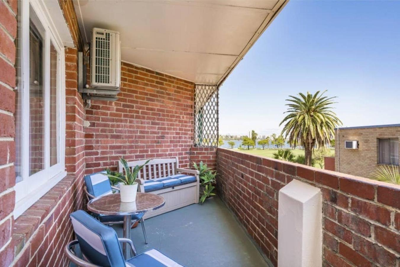30 Foreshore Fun Swan River 1Brparking Apartment Perth Exterior photo